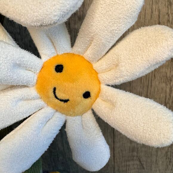 Jellycat Daisy Jellycat Daisies Amuseables Plants NEW! Fast SHIP - Picture 5 of 11